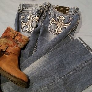 New Miss Me size 27